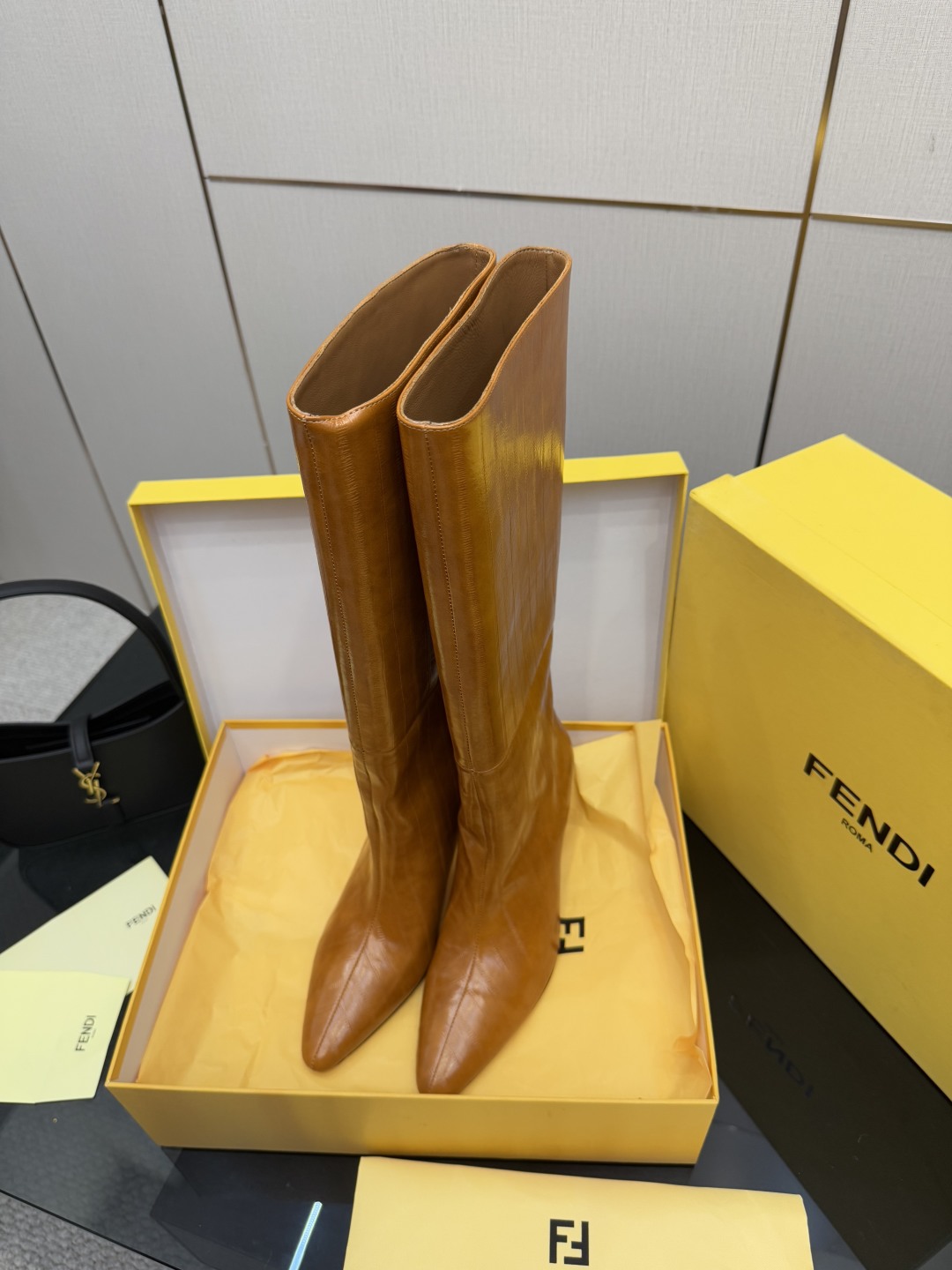 20251022/Fendi_251022-3